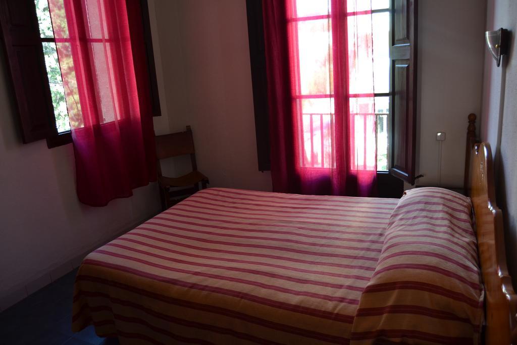 La Mimosa Guesthouse Палма де Майорка Стая снимка