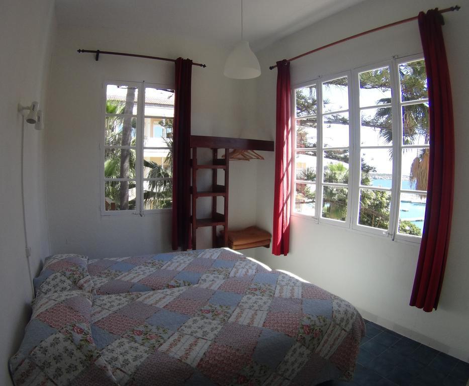 La Mimosa Guesthouse Палма де Майорка Стая снимка