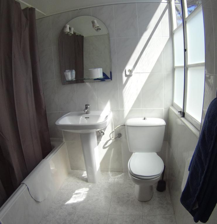 La Mimosa Guesthouse Палма де Майорка Стая снимка